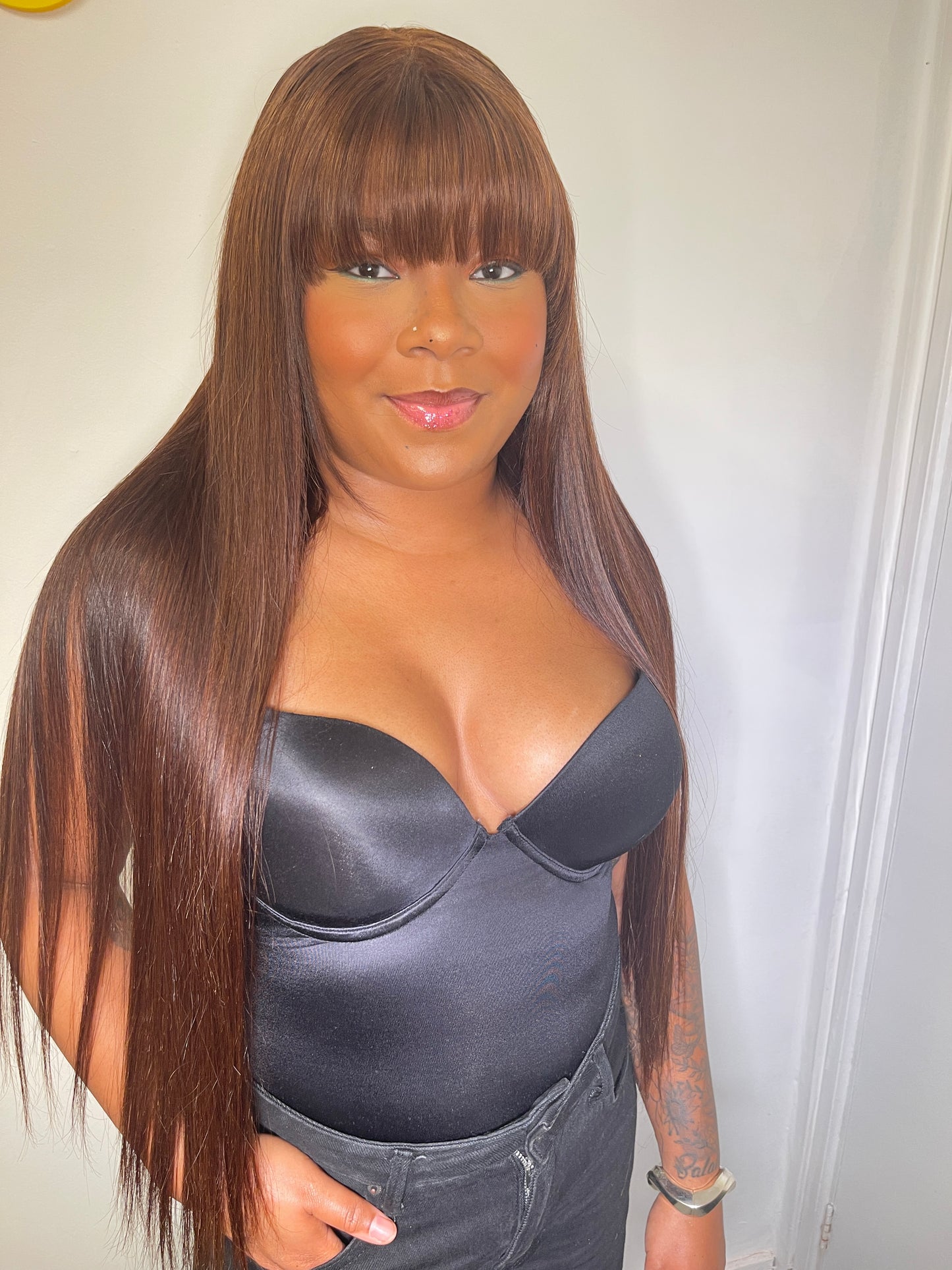 Dina - Warm Brown Glueless Layered Fringe Wig