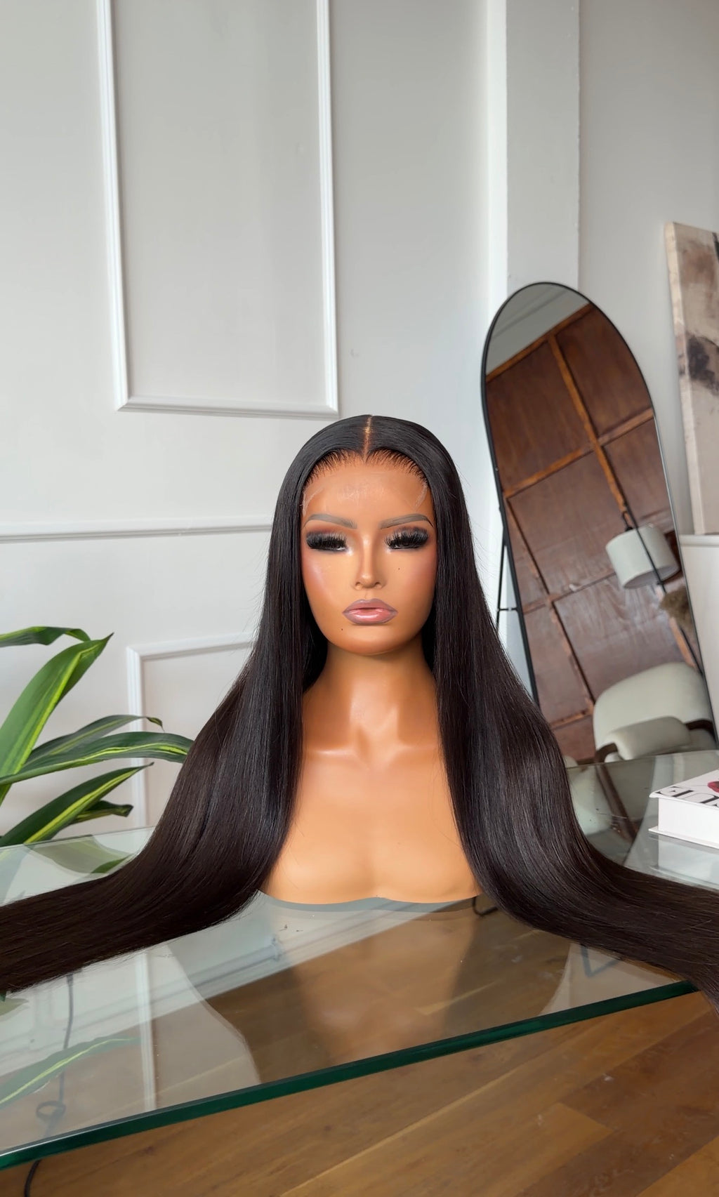 Lola — Ready to Ship