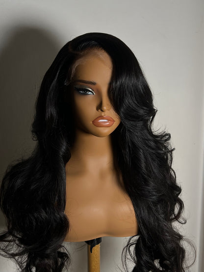 AALIYAH - LAYERED + PINNED CURLS