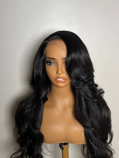 AALIYAH - LAYERED + PINNED CURLS