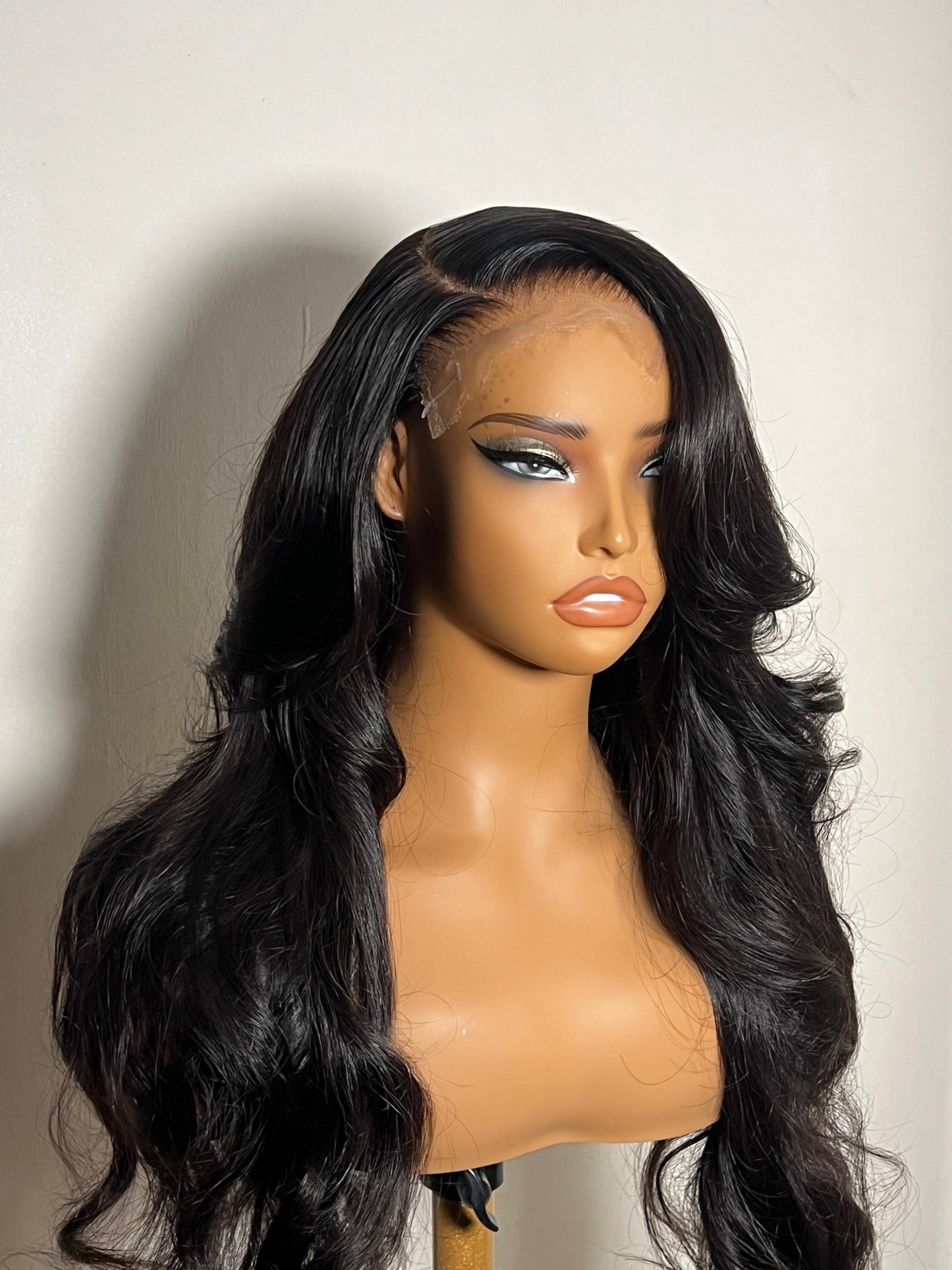 AALIYAH - LAYERED + PINNED CURLS