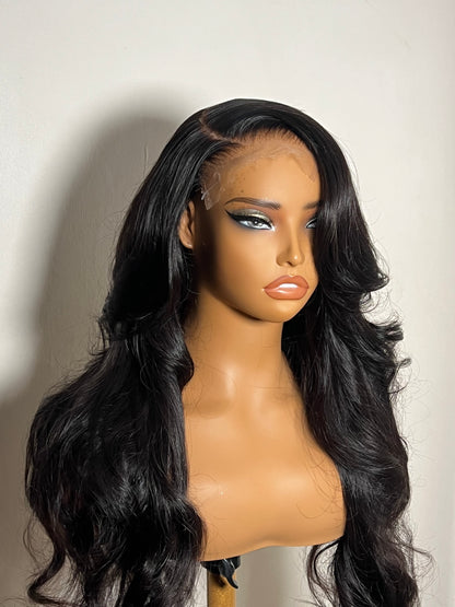 AALIYAH - LAYERED + PINNED CURLS