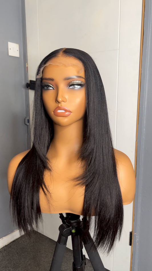 Eva - 20" Middle Part Layered Yaki Wig