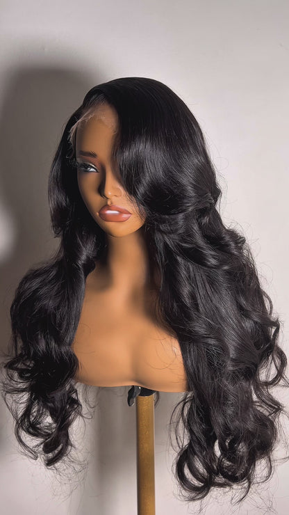 AALIYAH - LAYERED + PINNED CURLS