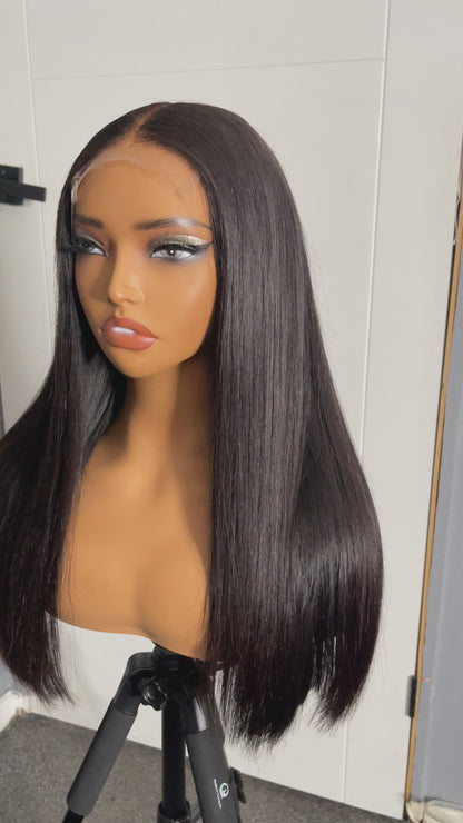 Michelle -18" Middle Part Blunt Cut Wig