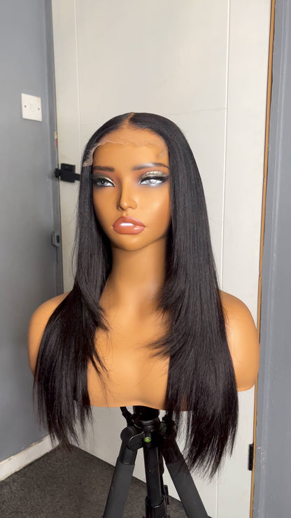 Eva - 20" Middle Part Layered Yaki Wig